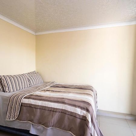 Hasate Guest House 10 Florence Street Oakdale Belliville 7530 Cape Town South African 外观 照片